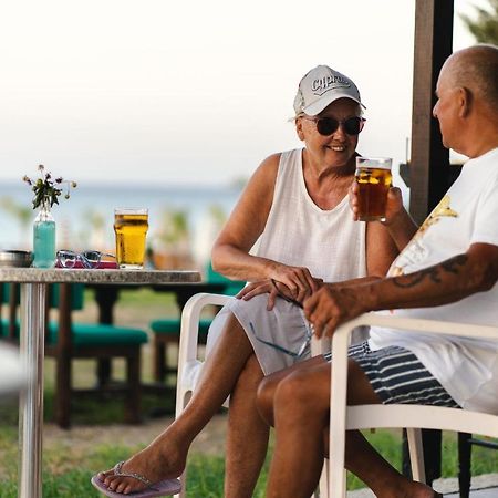 Astreas Beach Hotel Apartments Protaras Bagian luar foto